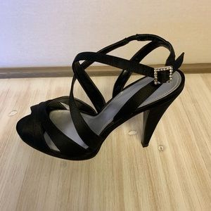 Apt. 9 Size 8.5 Black Satin Slingback